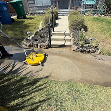 Professional-Driveway-Patio-Power-Washing-in-Long-Beach-CA 3