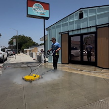 Top-Quality-Sidewalk-and-Patio-Pressure-Washing-Performed-in-Long-Beach-CA-for-New-Restaurant-Opening 1