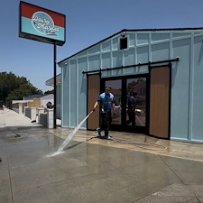 Top-Quality-Sidewalk-and-Patio-Pressure-Washing-Performed-in-Long-Beach-CA-for-New-Restaurant-Opening 0
